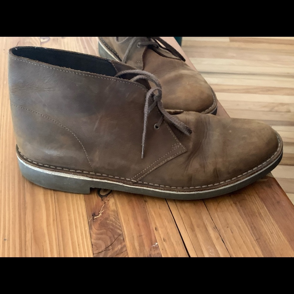 Men’s Clark boots great condition